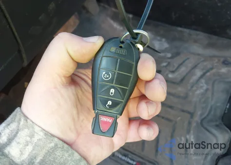 2015 Ram 1500 Outdoorsman z USA, uszkodzony, nr VIN 1C6RR7LT0FS636756